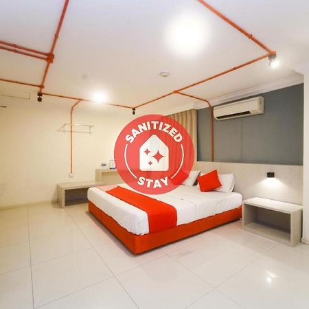 קוטה קינבלו Oyo 727 Hotel Rafflesia מראה חיצוני תמונה