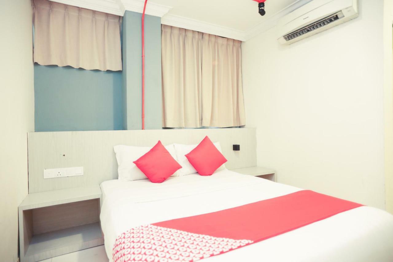 קוטה קינבלו Oyo 727 Hotel Rafflesia מראה חיצוני תמונה