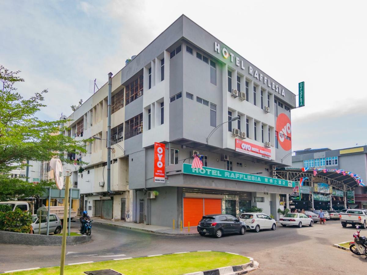 קוטה קינבלו Oyo 727 Hotel Rafflesia מראה חיצוני תמונה
