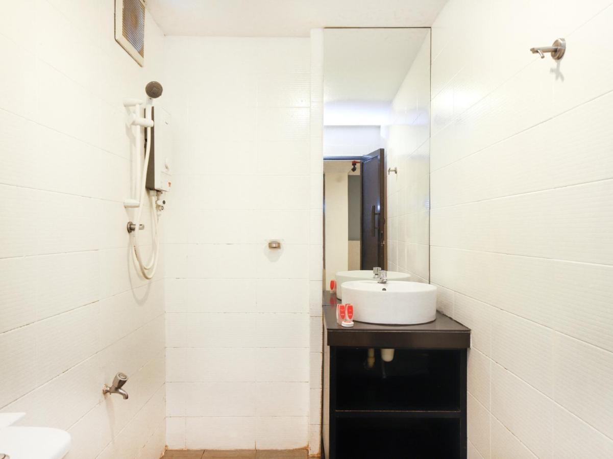 קוטה קינבלו Oyo 727 Hotel Rafflesia מראה חיצוני תמונה