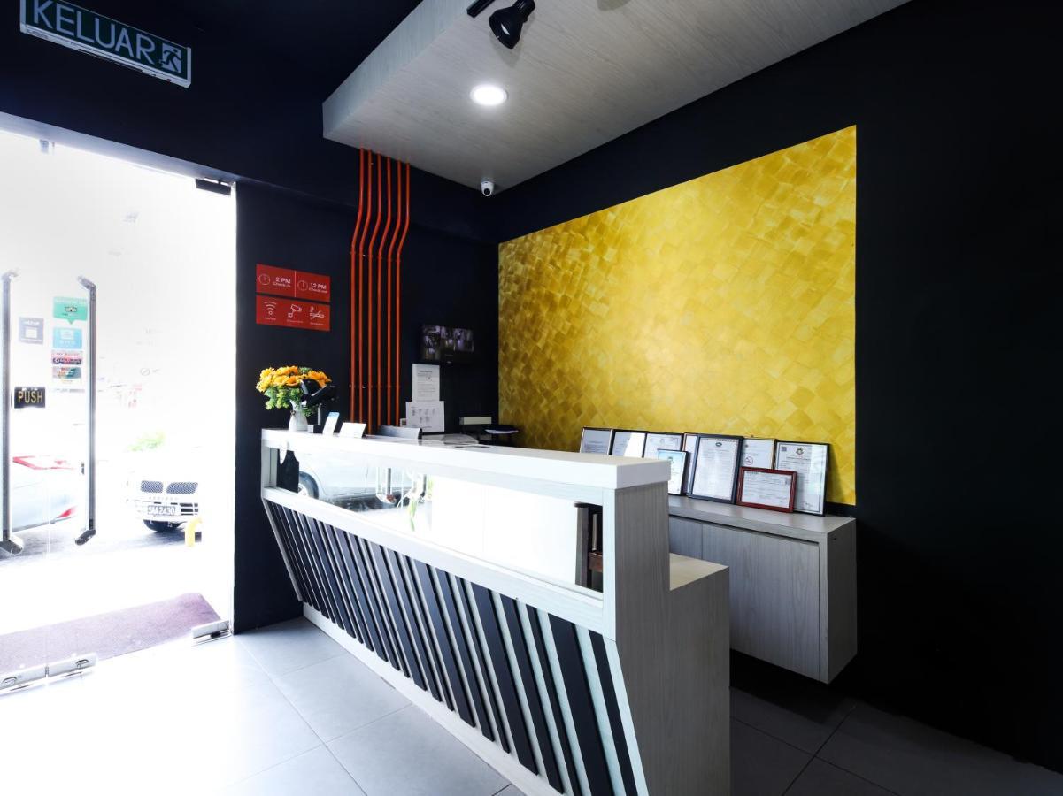 קוטה קינבלו Oyo 727 Hotel Rafflesia מראה חיצוני תמונה