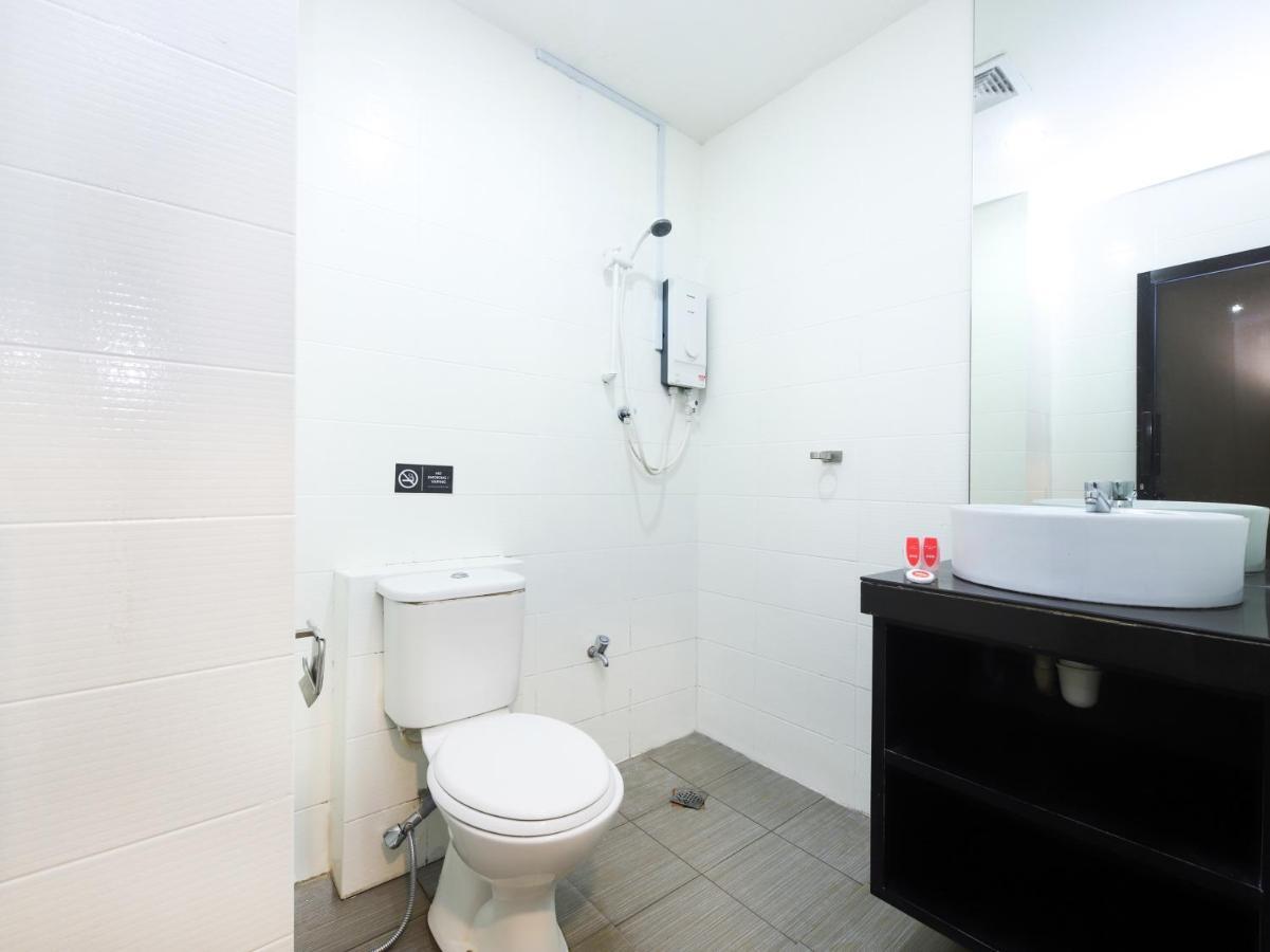 קוטה קינבלו Oyo 727 Hotel Rafflesia מראה חיצוני תמונה